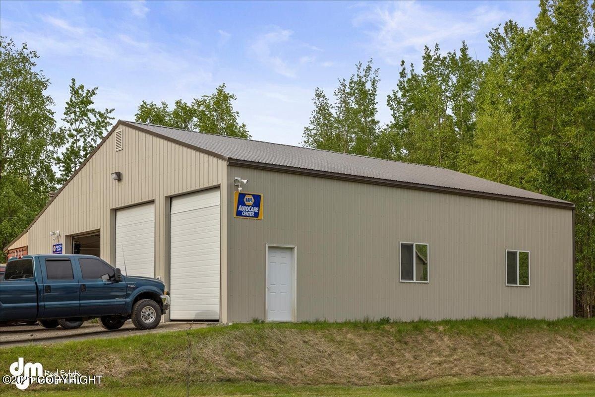 4001 E Ruth Dr, Wasilla, AK 99654